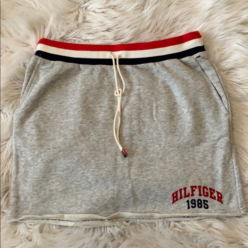 Tommy Hilfiger skirt